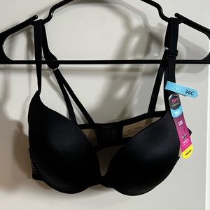 NWT Maidenform push-up plunging neckline bra